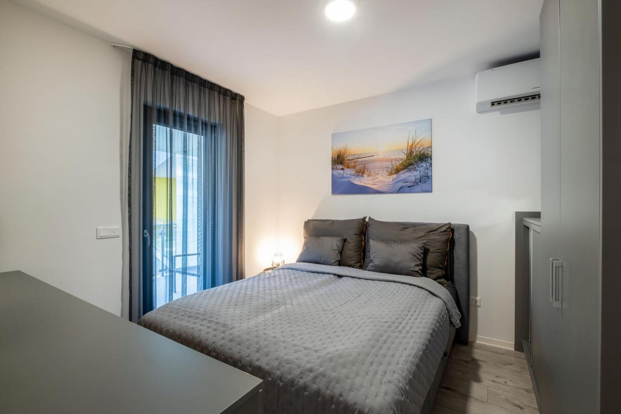 Casa Romana Apartmanok Siofok By Bltn Zewnętrze zdjęcie